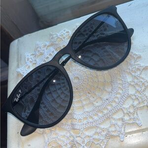 Ray-Ban Matte Black Polarized Sunglasses